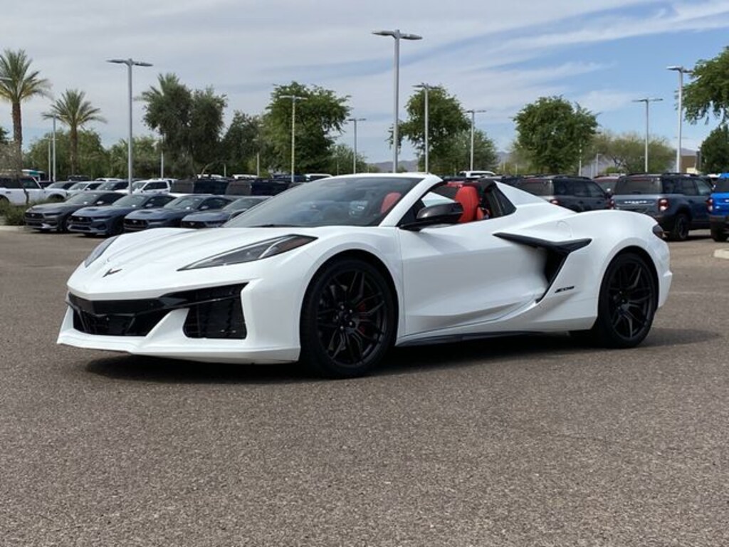 Used 2024 Chevrolet Corvette Stingray Z06 w/2LZ Convertible