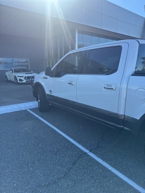 2017 Ford F-150 photo 2