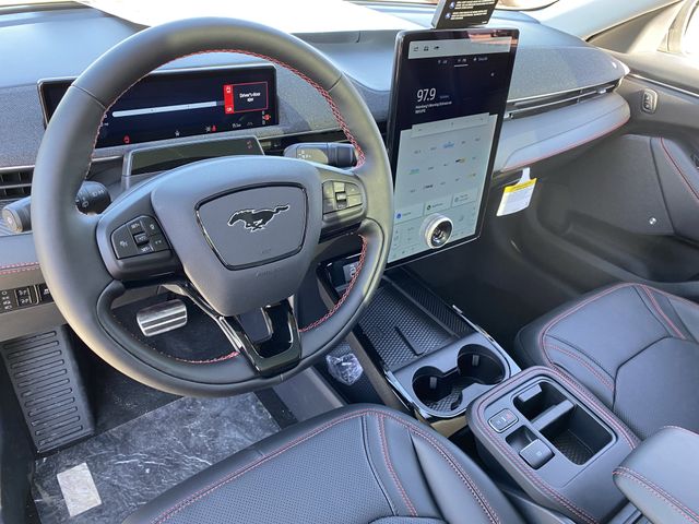 2025 Ford Mustang Mach-E Premium - Photo 19