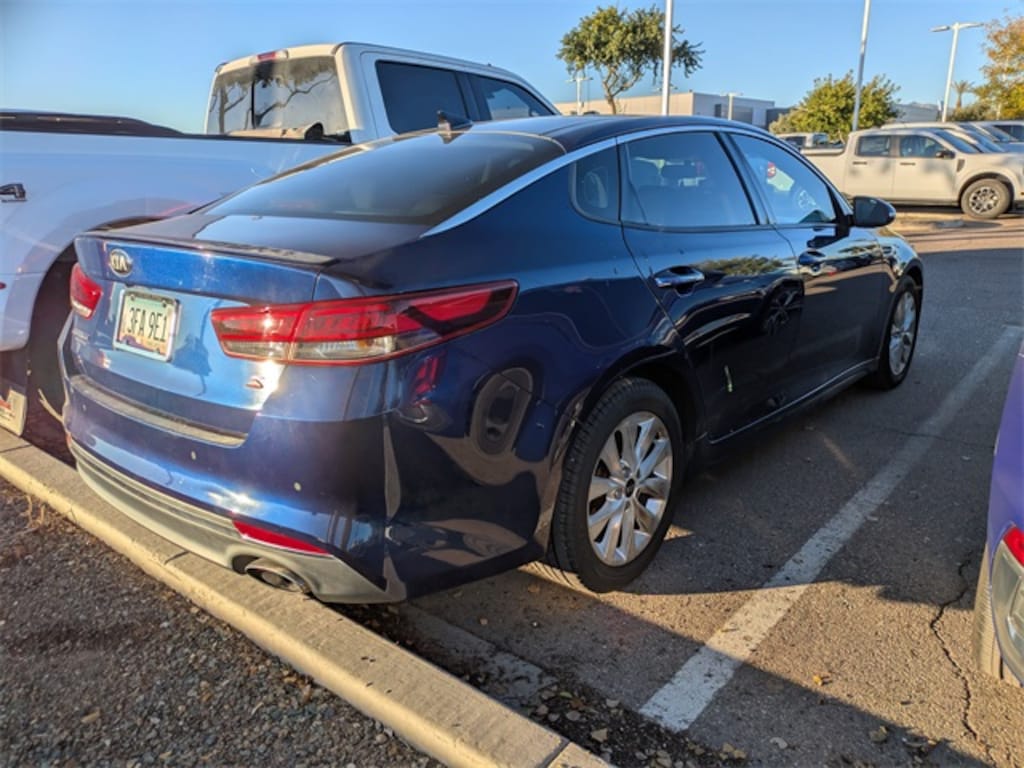 Used 2018 Kia Optima S Sedan
