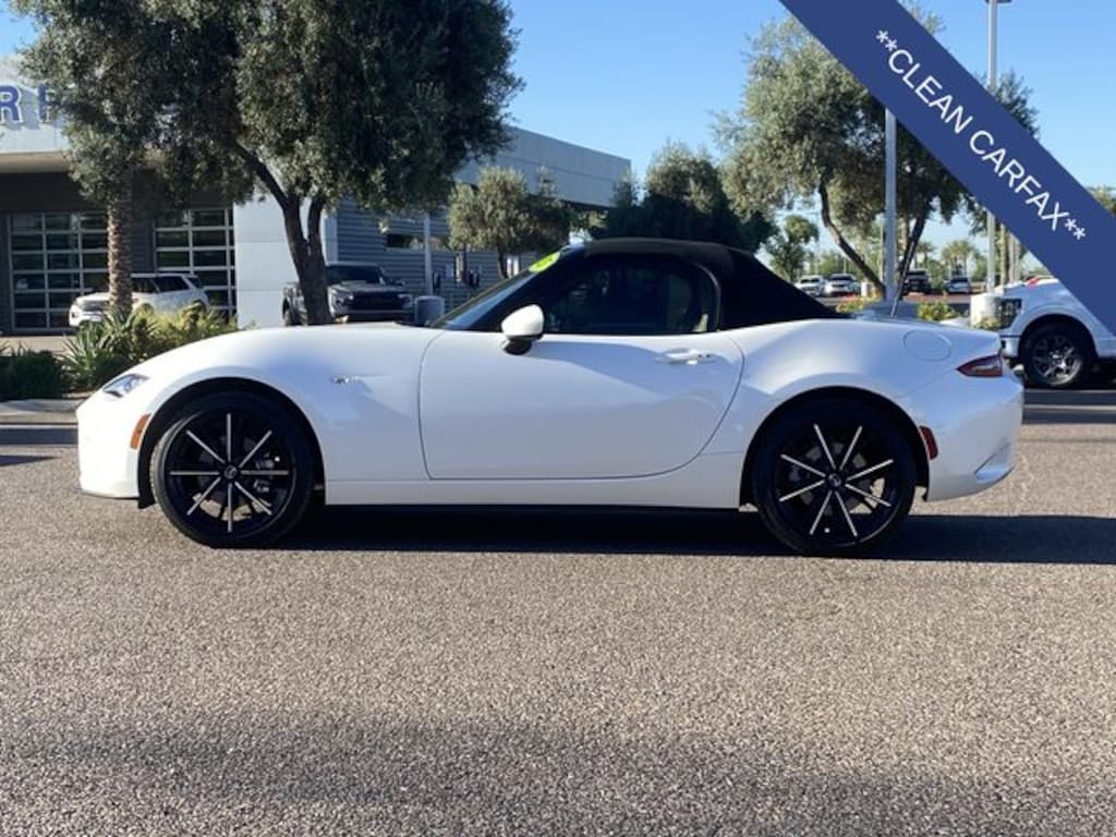 Used 2025 Mazda MX-5 Miata Grand Touring Convertible