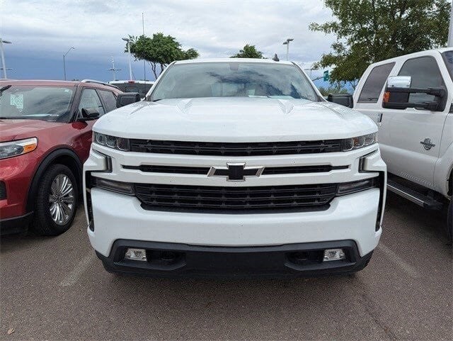 2019 Chevrolet Silverado 1500 RST photo 2