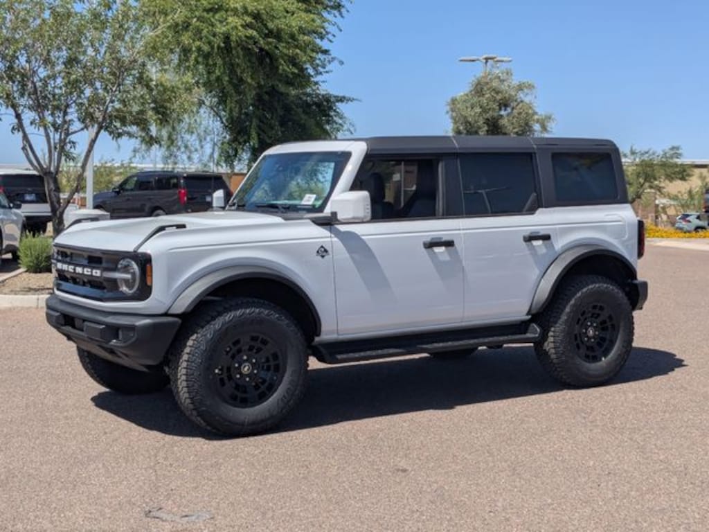 New 2026 Ford Bronco Outer Banks SUV
