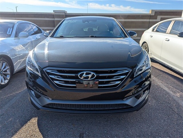 2017 Hyundai Sonata Limited photo 2
