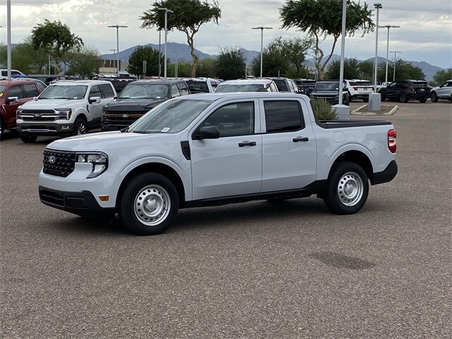 2025 Ford Maverick XL photo 2