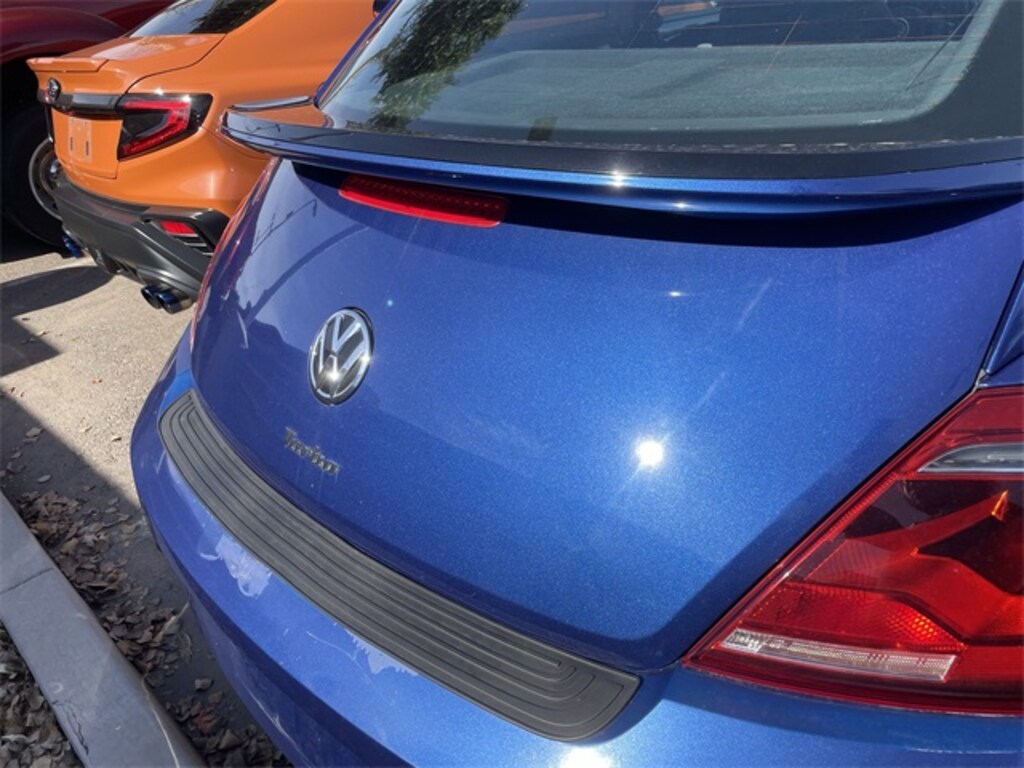 Used 2014 Volkswagen Beetle 2.0T R-Line w/PZEV Hatchback