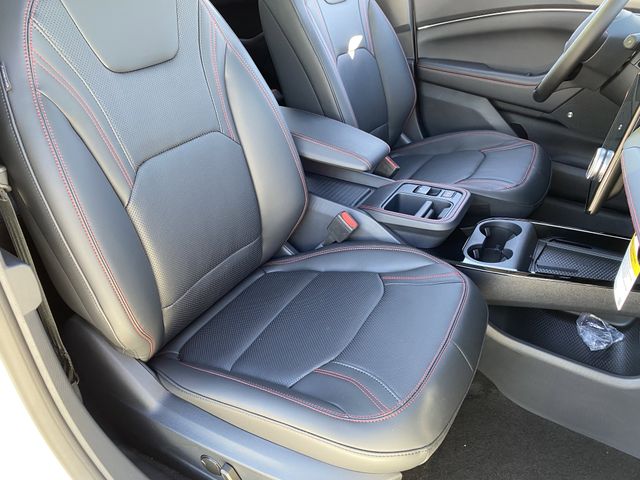 2025 Ford Mustang Mach-E Premium - Photo 12