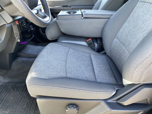 2026 Ford F-450 Super Duty XL - Photo 17