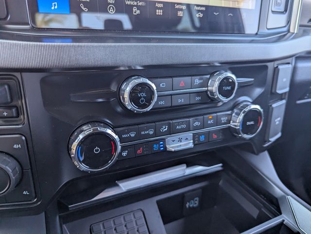 2026 Ford F-250 Super Duty Platinum - Photo 27