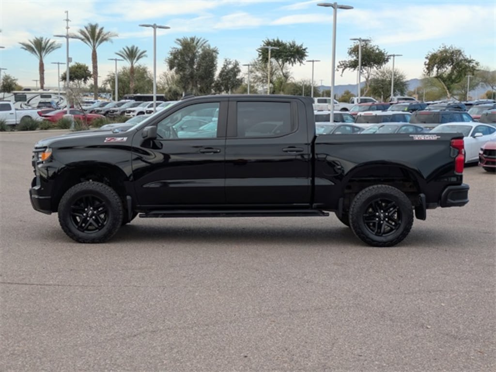 Used 2025 Chevrolet Silverado 1500 Custom Trail Boss Truck Crew Cab