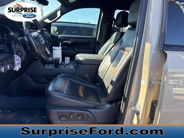 2023 GMC Sierra 1500 AT4's photo