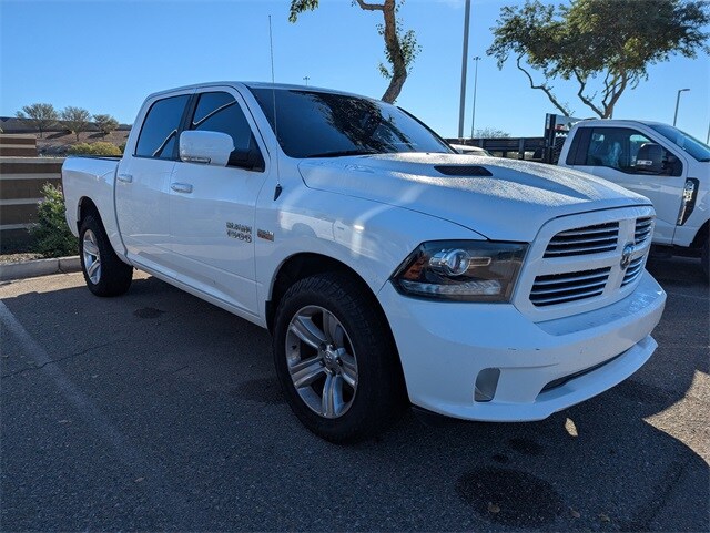 2014 Ram 1500 Sport photo 3