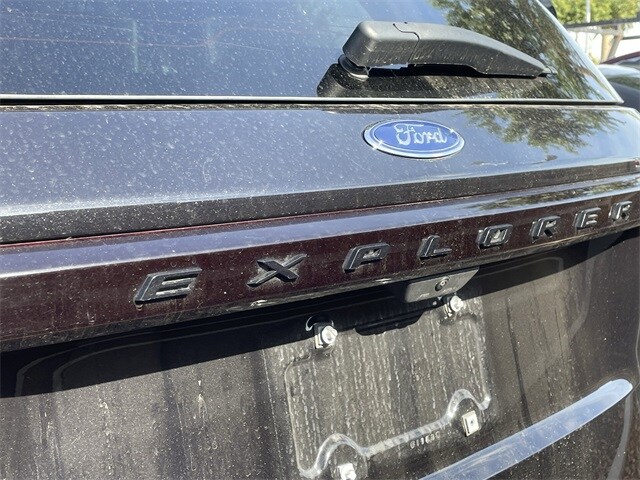 2025 Ford Explorer ST-Line photo 4