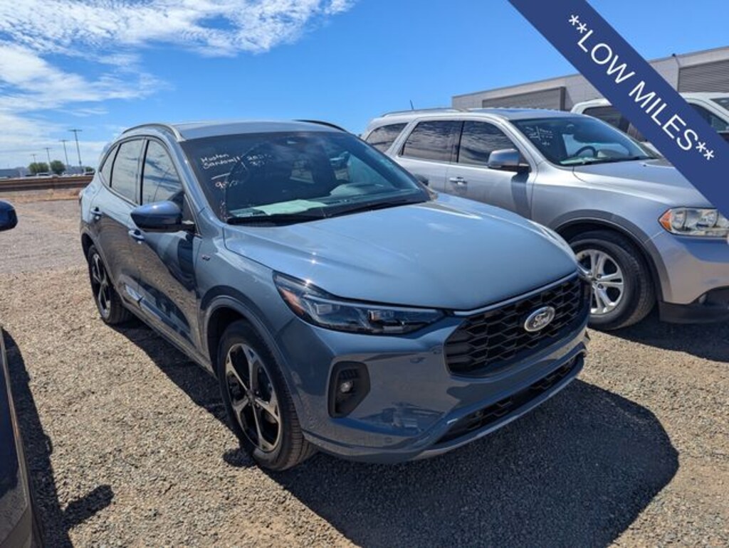 Used 2026 Ford Escape ST-Line Elite SUV