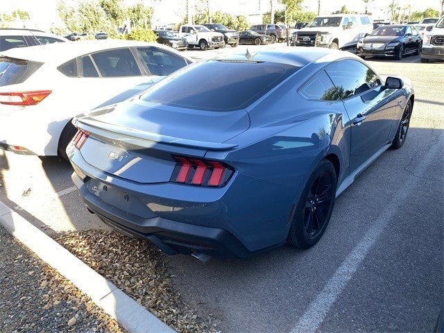 2024 Ford Mustang GT photo 4