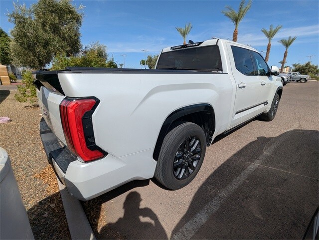 2022 Toyota Tundra Platinum CrewMax photo 4