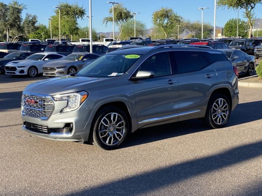 Used 2024 GMC Terrain Denali SUV