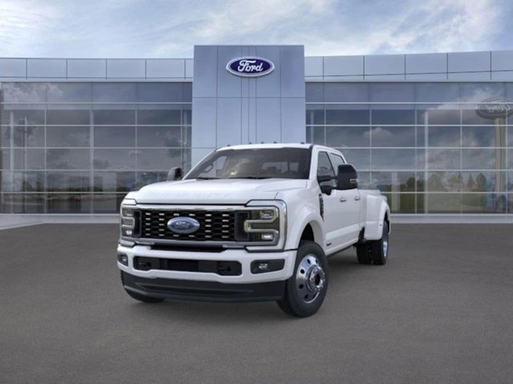 New 2026 Ford F-450 Truck Crew Cab