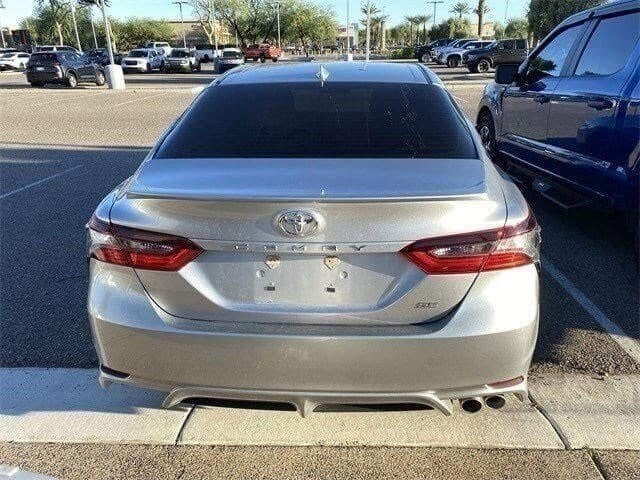 2023 Toyota Camry SE photo 3