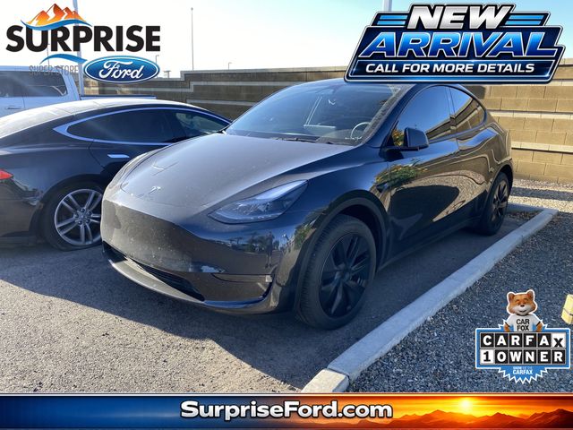 2024 Tesla Model Y Long Range Rear Wheel Drive's photo