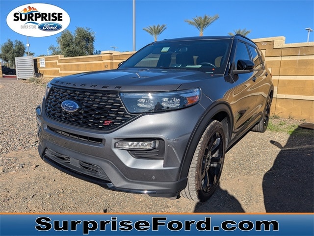 2024 Ford Explorer ST's photo