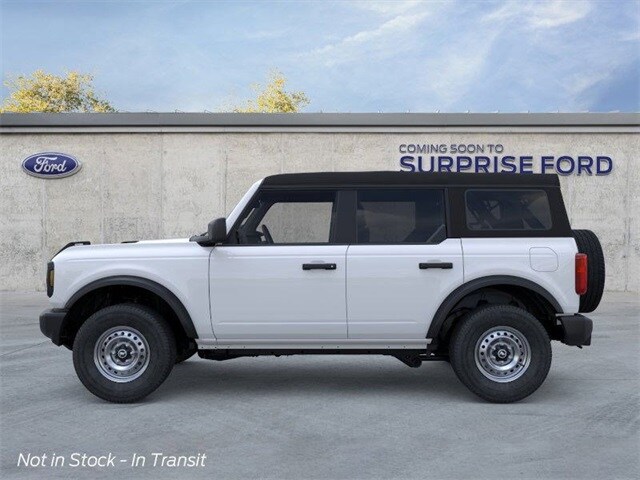 2025 Ford Bronco Base photo 3