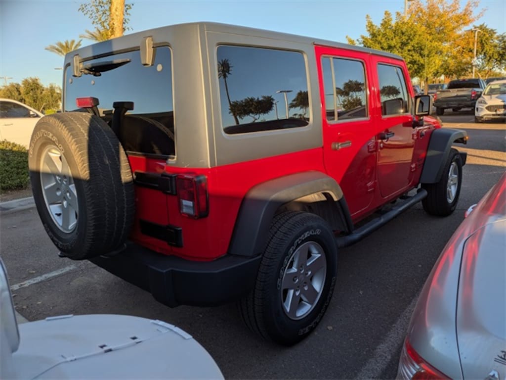 Used 2014 Jeep Wrangler Unlimited Sport 4x4 SUV