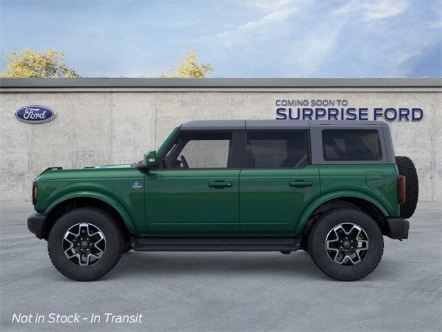 2025 Ford Bronco Outer Banks photo 3