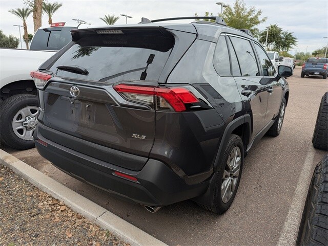2025 Toyota RAV4 XLE Premium photo 4