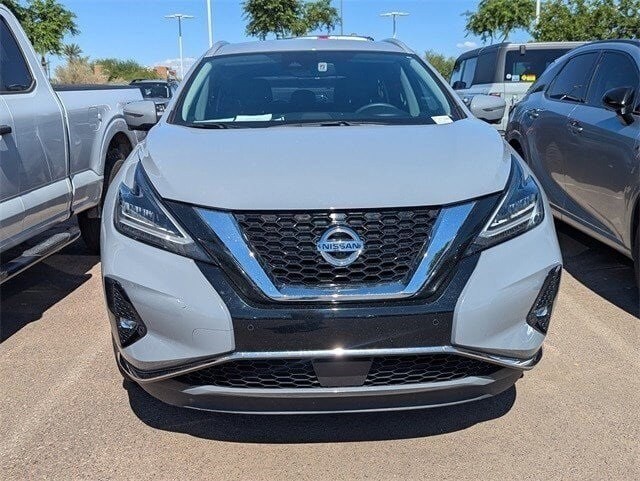 2022 Nissan Murano SL photo 2