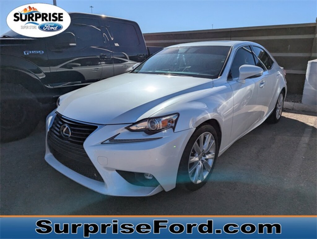 Used 2016 Lexus IS 200t  Sedan