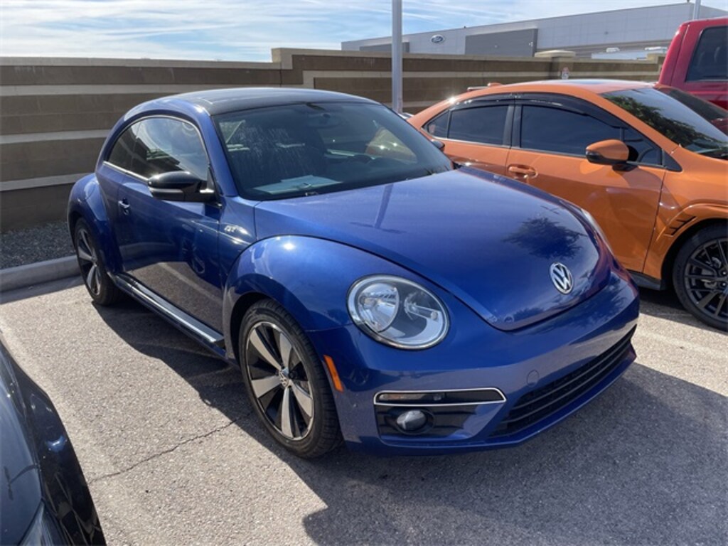 Used 2014 Volkswagen Beetle 2.0T R-Line w/PZEV Hatchback