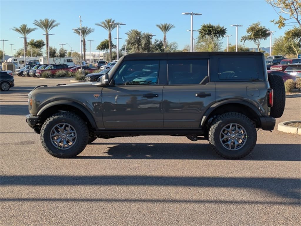 New 2025 Ford Bronco Badlands SUV