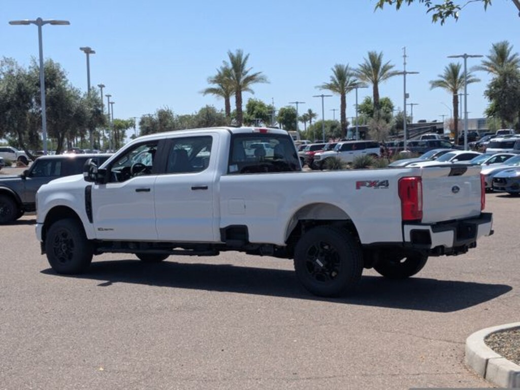 New 2026 Ford F-350 XL Truck Crew Cab