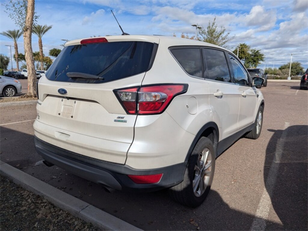 Used 2017 Ford Escape SE SUV