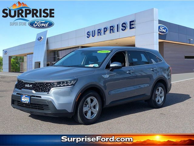 2023 Kia Sorento LX AT's photo