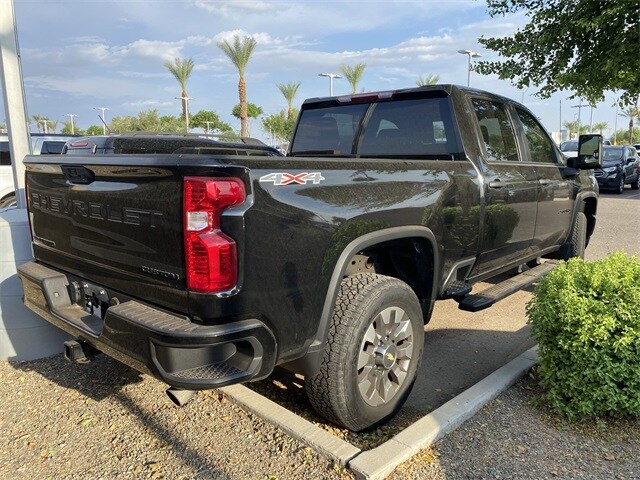 2023 Chevrolet Silverado 2500HD Custom photo 4
