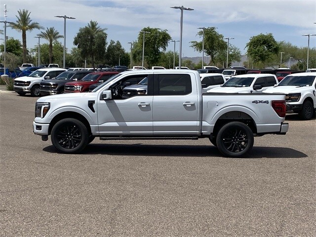 2025 Ford F-150 Lariat photo 3