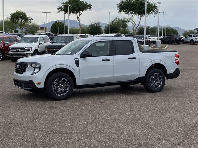 2025 Ford Maverick XLT photo 2