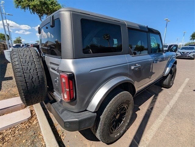 2022 Ford Bronco Base Big Bend Black Diamond Outer Banks photo 4