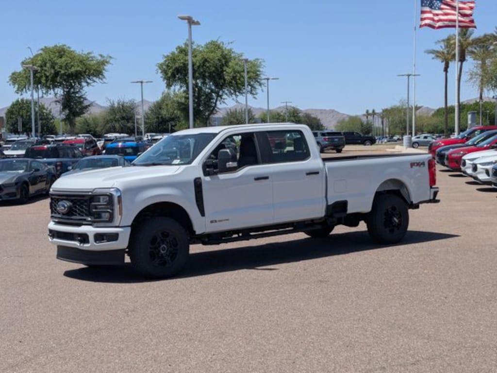 New 2026 Ford F-350 XL Truck Crew Cab