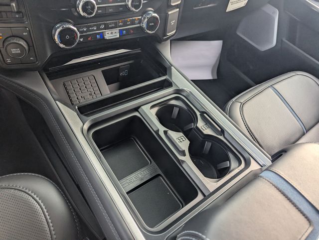 2026 Ford F-250 Super Duty Platinum - Photo 31