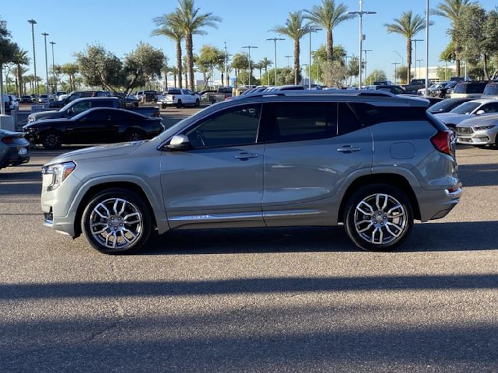 Used 2024 GMC Terrain Denali SUV