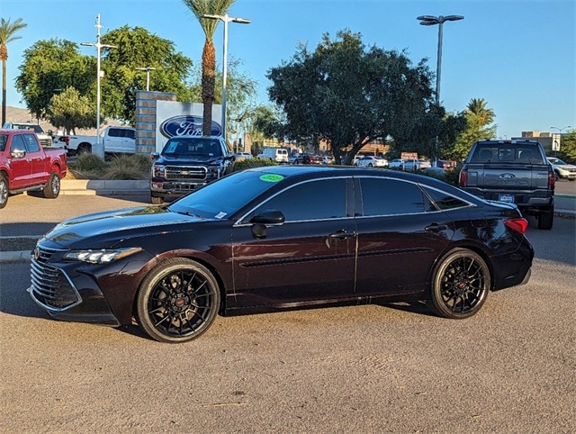 Used 2022 Toyota Avalon XLE with VIN 4T1JZ1FB0NU081876 for sale in Surprise, AZ