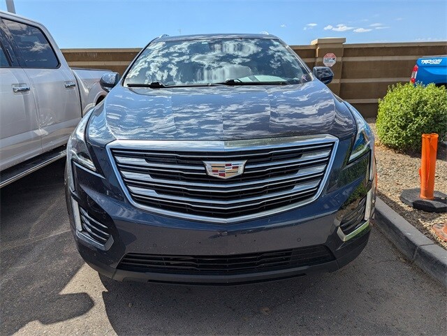 2018 Cadillac XT5 Premium Luxury photo 2