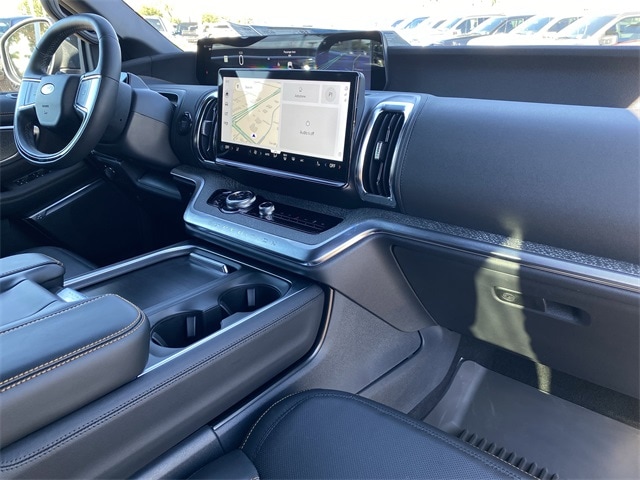 2025 Ford Expedition Tremor - Photo 14