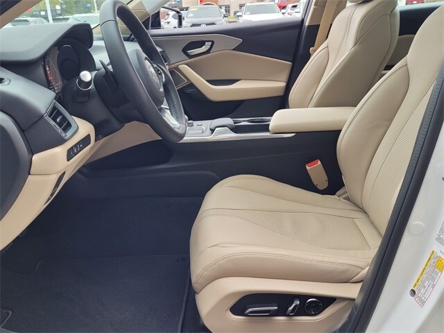 2025 Acura TLX Technology photo 4