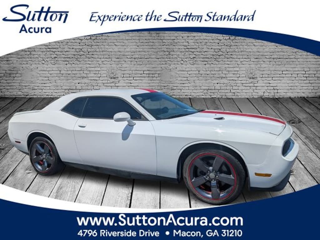 Used 2014 Dodge Challenger SXT Coupe
