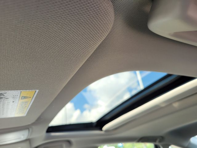 2025 Acura TLX Technology Package - Photo 17