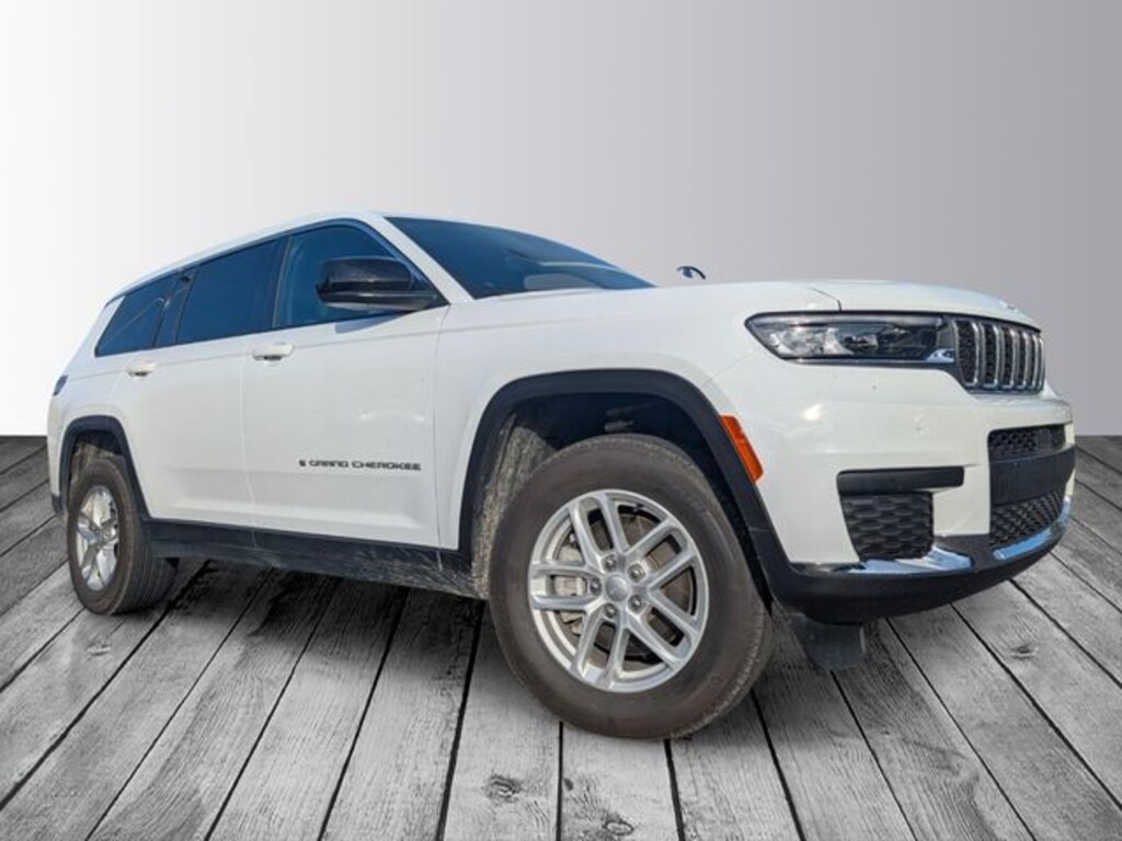 Used 2025 Jeep Grand Cherokee L Laredo SUV